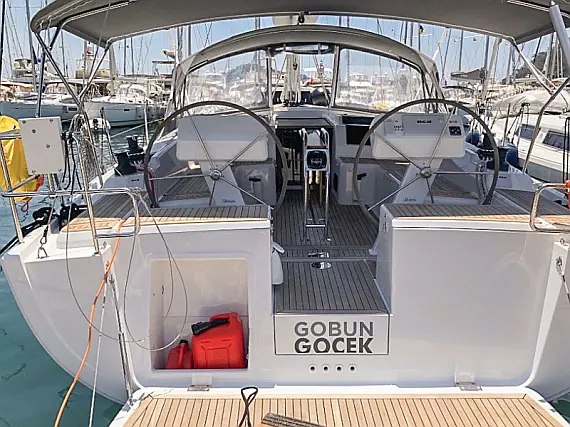 Hanse 458