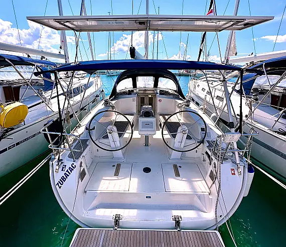 Bavaria Cruiser 41 