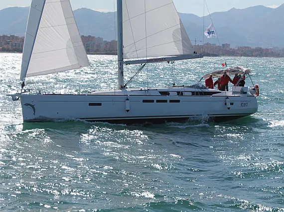 Sun Odyssey 519