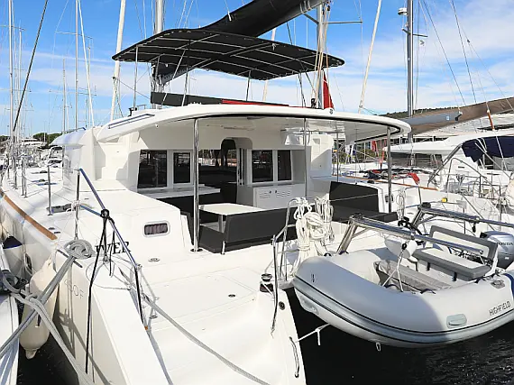 Lagoon 450 F