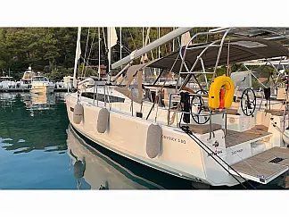 Sun Odyssey 380 - External image