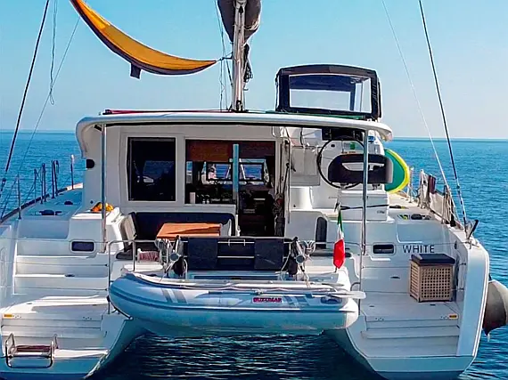 Lagoon 40