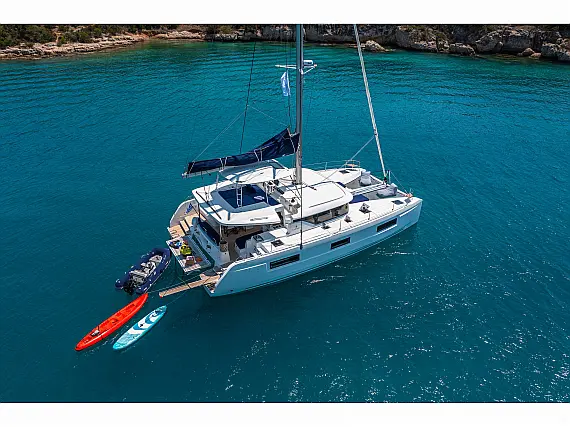 Lagoon 46 Owners Version