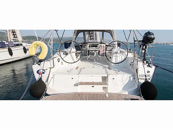 Oceanis 41.1 - External image