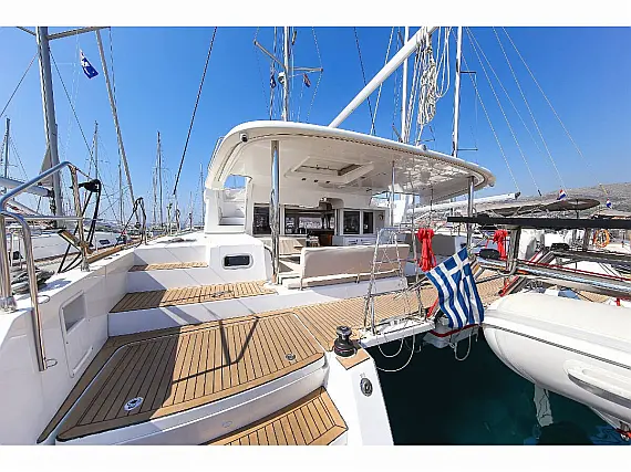 Lagoon 450F