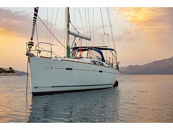 Oceanis 43