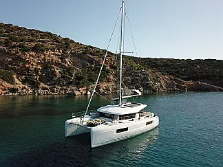 Lagoon 40 - External image