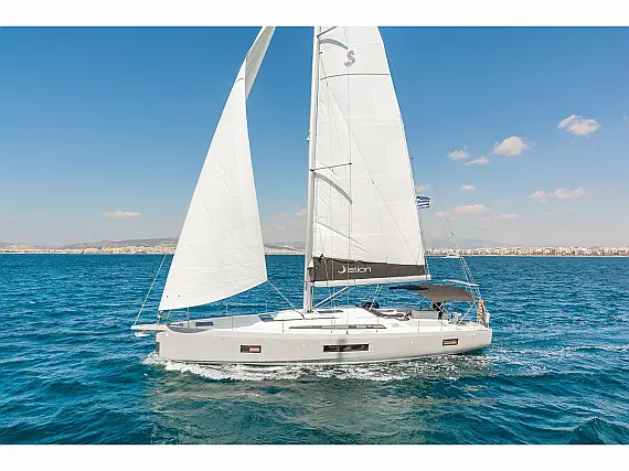 Oceanis 51.1 (5+1 cab) A/C & GEN