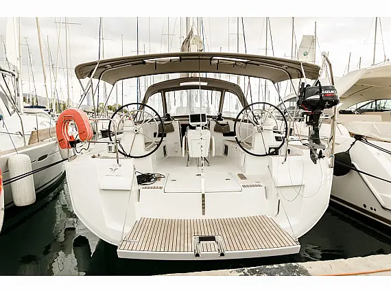 Sun Odyssey 519