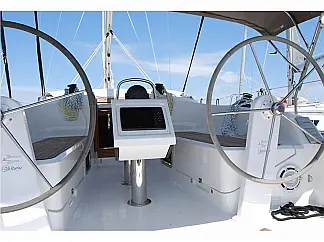 Bavaria 37 Cruiser_ANE - External image