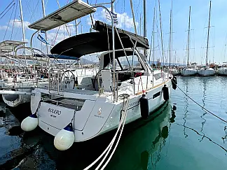 Oceanis 41 - External image