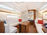 Sun Odyssey 380 - Internal image