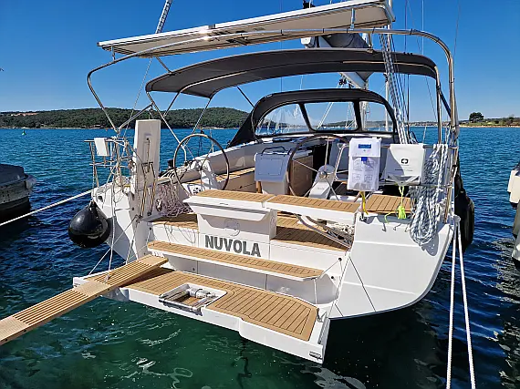 Hanse 410