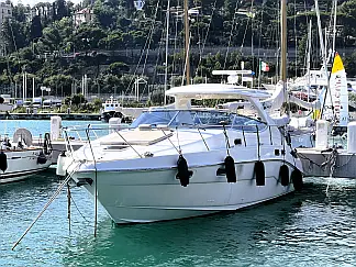 Sealine S 42 - External image