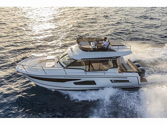 Jeanneau Merry Fisher 1095 FLY