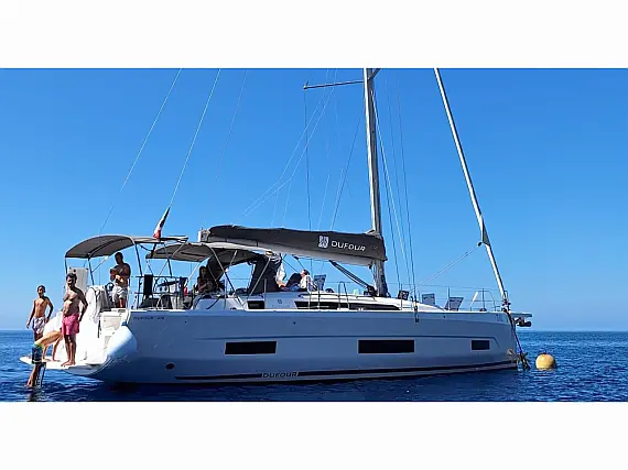 Dufour 470