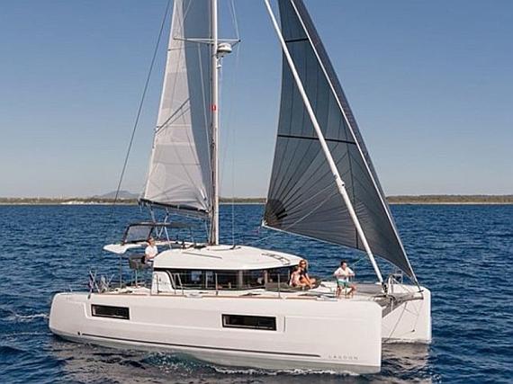 Lagoon 40