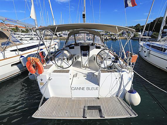 Sun Odyssey 449