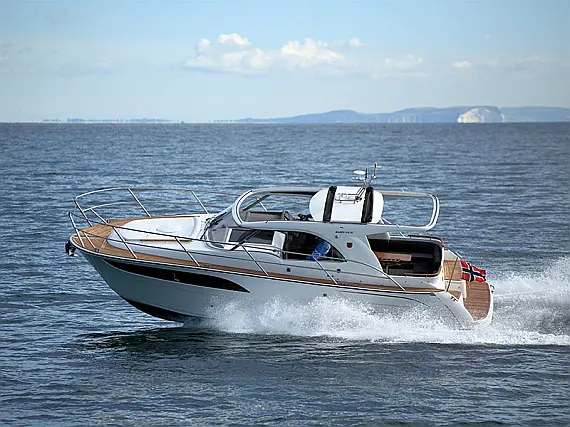 Marex 310 Sun Cruiser - Immagine esterna