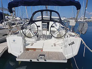 Sun Odyssey 349 - External image