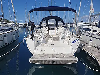 Bavaria Cruiser 34 - External image