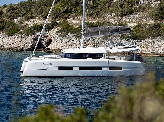 Dufour 48 Catamaran