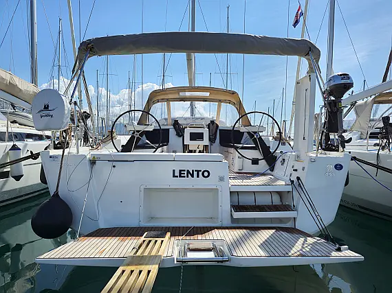 Dufour 430 Grand Large