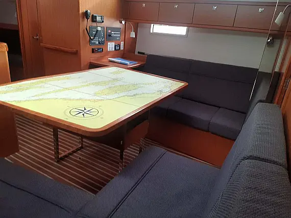 Bavaria Cruiser 37 - Immagine di layout