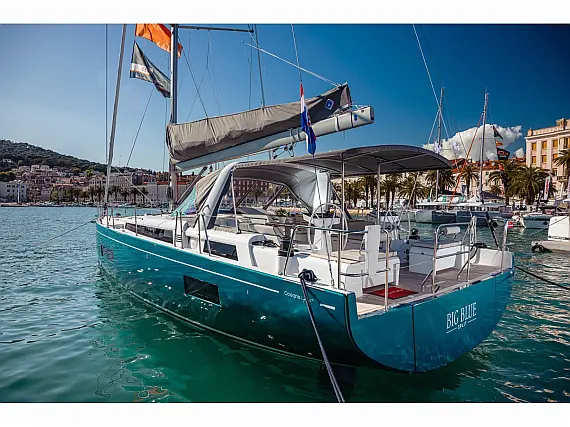 Oceanis Yacht 54