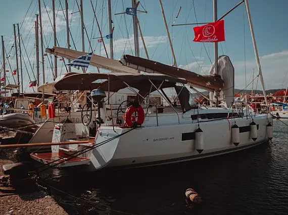Sun Odyssey 440