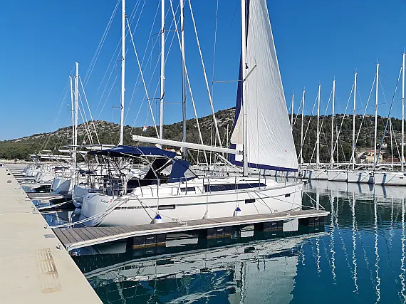 Bavaria 37 Cruiser