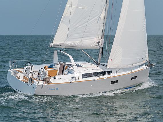 Oceanis 38