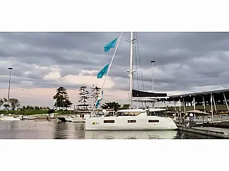 Lagoon 46 OW - External image