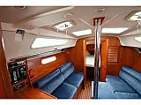Hunter 320 - Internal image