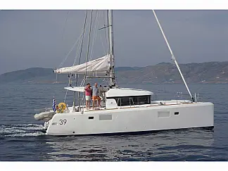 Lagoon 39 - External image