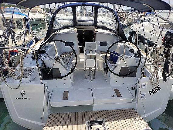 Sun Odyssey 349
