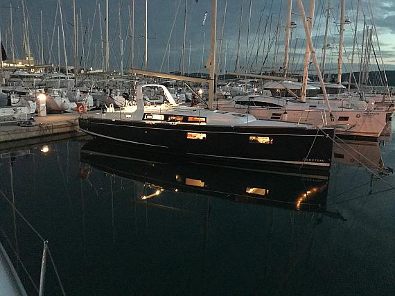 Oceanis 38.1