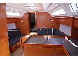 Bavaria Cruiser 37 - Internal image