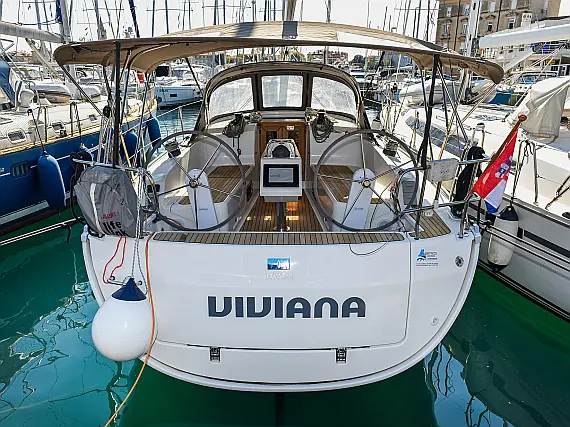 Bavaria 37 - Immagine esterna