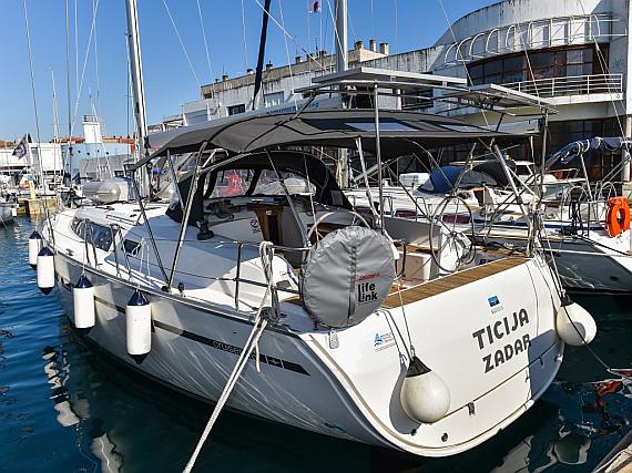 Bavaria Cruiser 46  