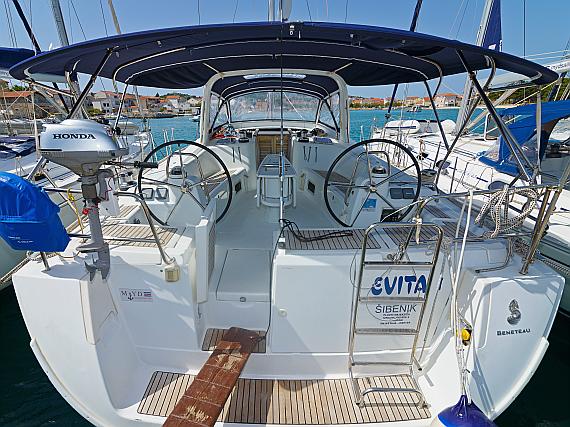 Oceanis 50 Family