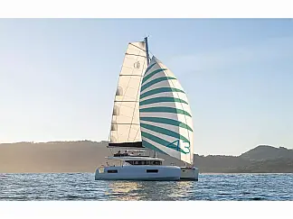 Lagoon 43 - External image