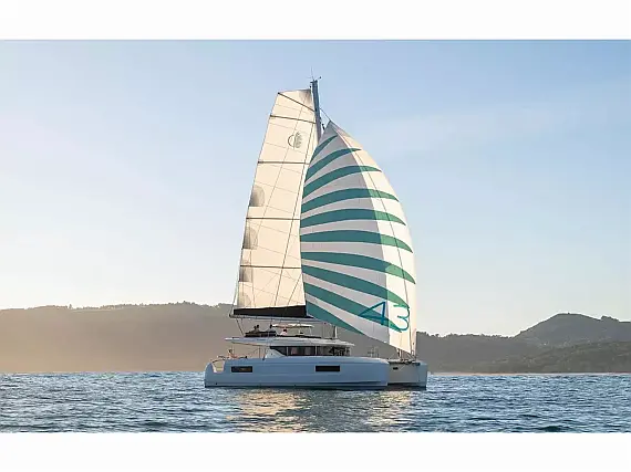 Lagoon 43