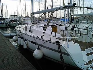 Bavaria Cruiser 45 - External image