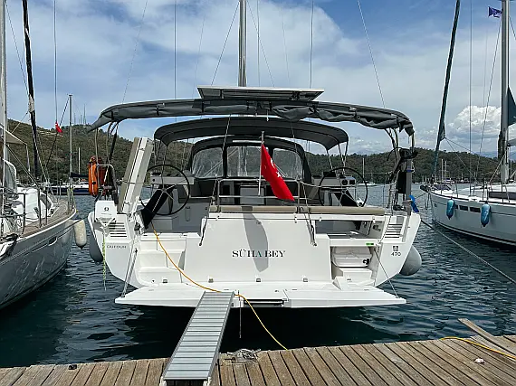 Dufour 470