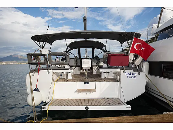 Bavaria C42