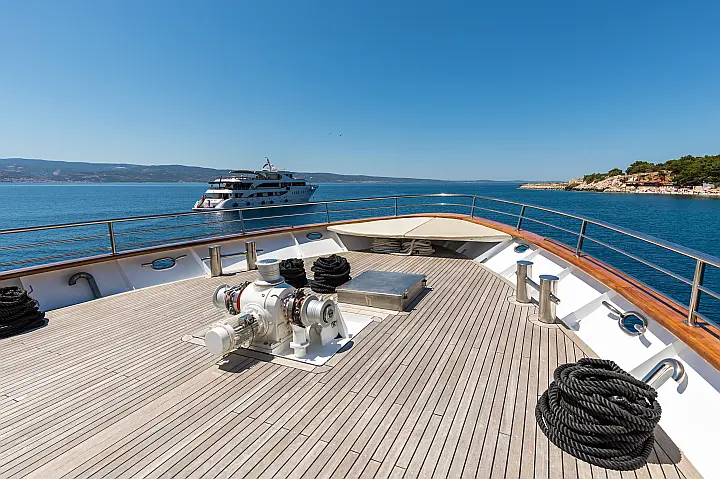 Luxury Motor Yacht  - 