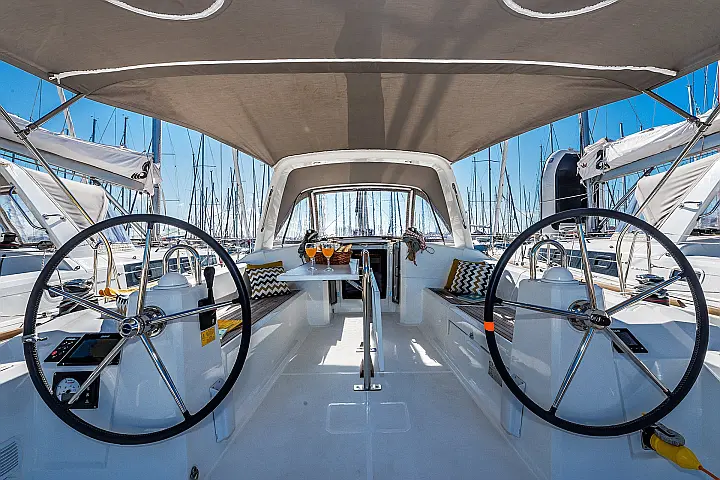 Oceanis 38.1 - 