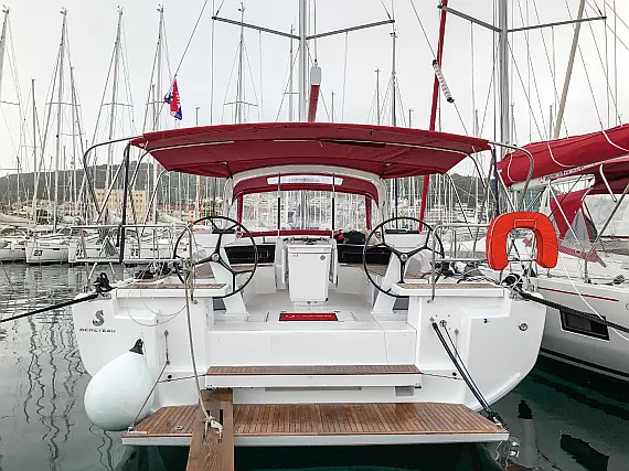 Oceanis 46.1 - owner version