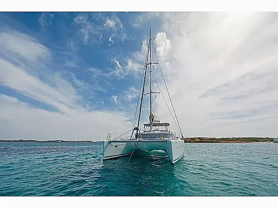 Lagoon 500 (6 cab)